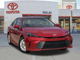 Used 2025 Toyota Camry LE FWD video 1
