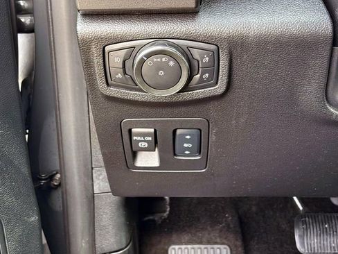 Used 2017 Ford F150 XLT w/ Equipment Group 302A Luxury image 17