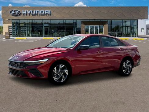 New 2025 Hyundai Elantra Sport image 2