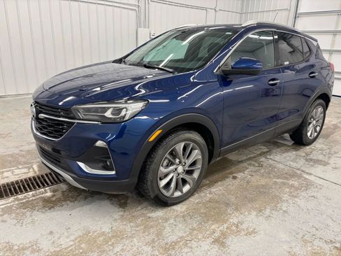 Used 2023 Buick Encore GX Essence w/ Experience Buick Package FWD image 12