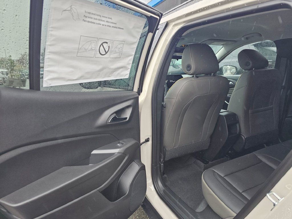 New 2026 Chevrolet Trax ACTIV w/ Driver Confidence Package FWD image 19