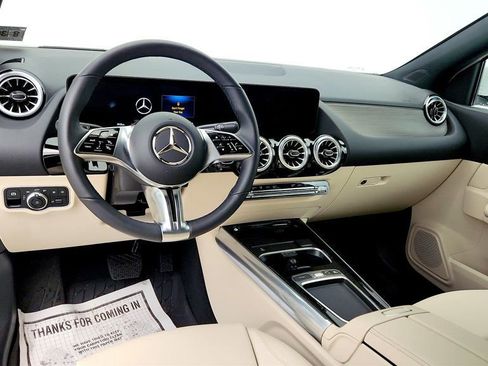 Used 2026 Mercedes-Benz GLA 250 4MATIC image 12