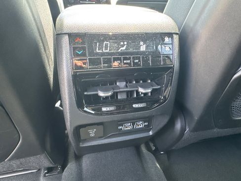 Used 2025 Jeep Grand Cherokee L Laredo w/ Luxury Tech Group I AWD/4WD image 26