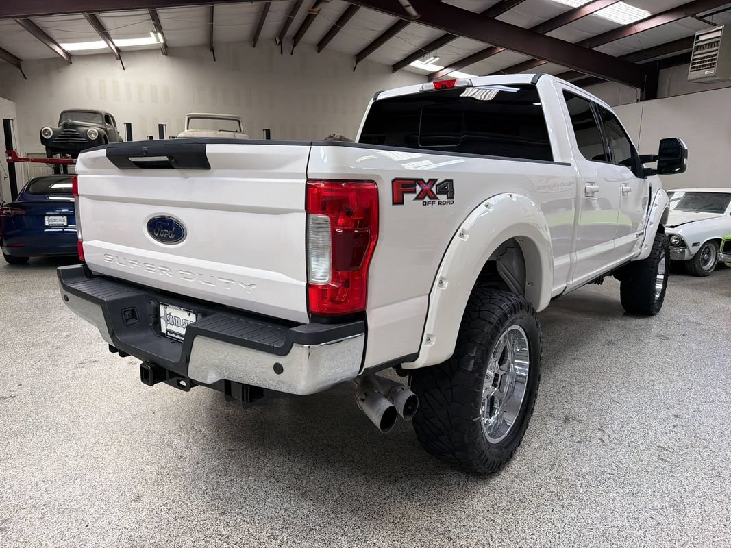 Used 2019 Ford F250 Lariat w/ Lariat Ultimate Package AWD/4WD image 7