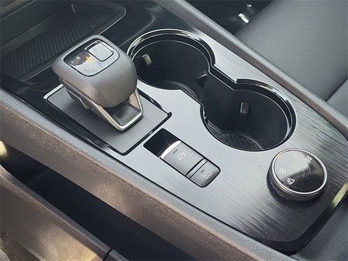 Certified 2025 Nissan Rogue SV w/ SV Premium Package image 18