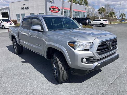 Used 2019 Toyota Tacoma SR5 image 7