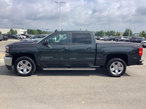 Used 2018 Chevrolet Silverado 1500 LT w/ LT Eassist Package image 8