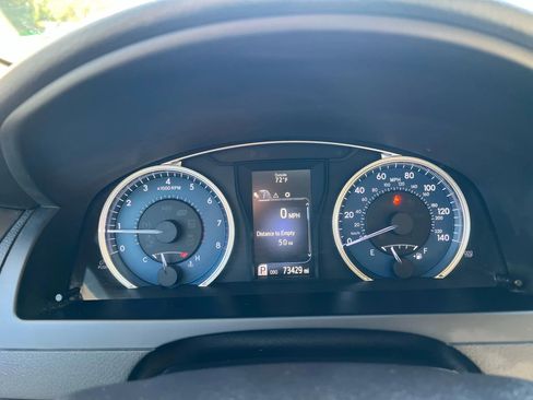 Used 2017 Toyota Camry LE image 12