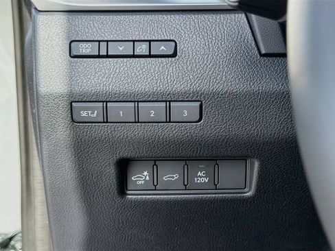 New 2026 Lexus GX 550 AWD/4WD image 38