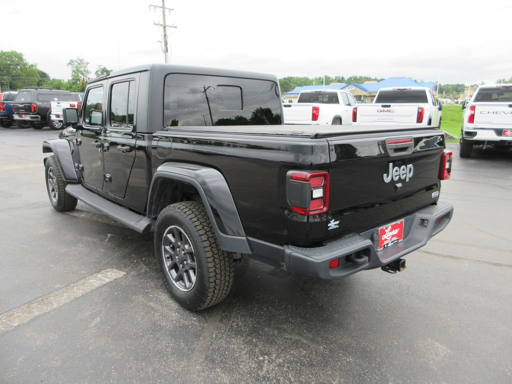 Used 2020 Jeep Gladiator Overland AWD/4WD image 11