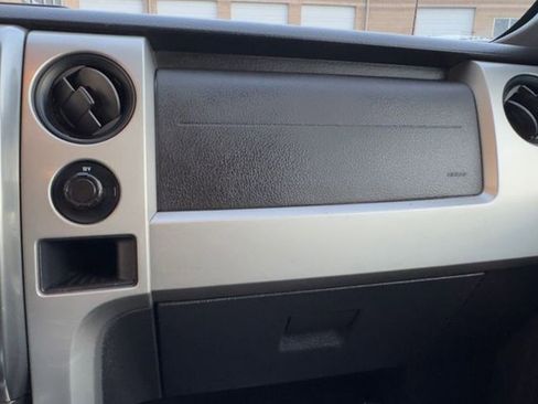 Used 2013 Ford F150 Raptor w/ Luxury Equipment Group image 33