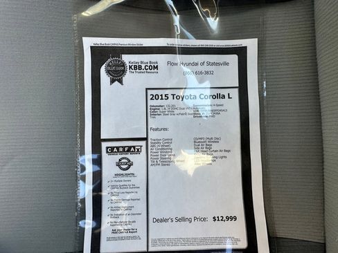 Used 2015 Toyota Corolla L image 36