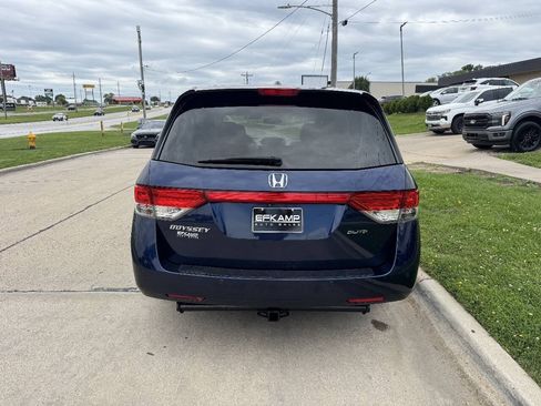 Used 2014 Honda Odyssey Touring Elite image 4