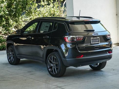 New 2026 Jeep Compass Limited w/ Sun, Sound & Navigation Group AWD/4WD image 4