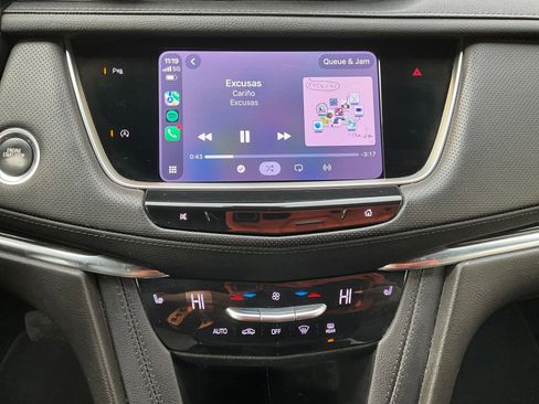 Certified 2022 Cadillac XT5 Premium Luxury image 4