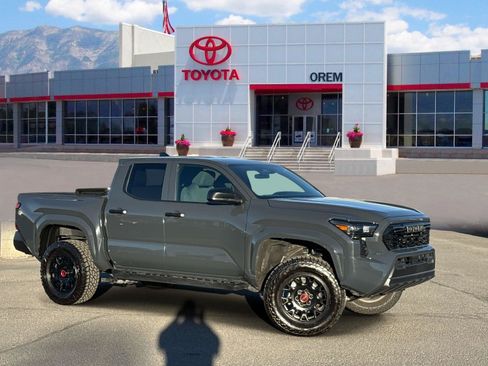 Used 2026 Toyota Tacoma SR AWD/4WD image 1