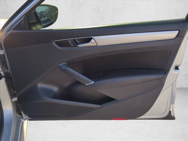 Used 2019 Volkswagen Passat 2.0T Wolfsburg FWD image 24