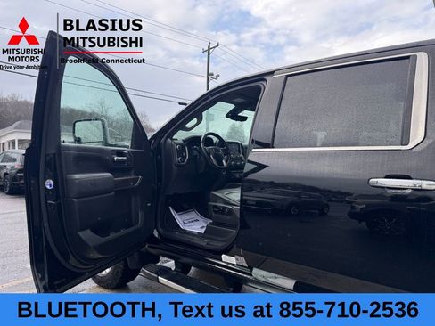 Used 2021 GMC Sierra 2500 Denali w/ Denali Ultimate Package image 12