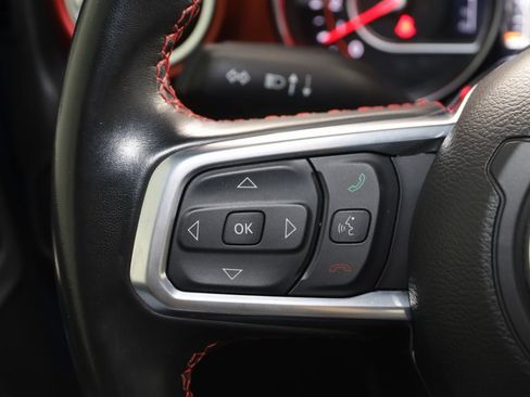 Used 2022 Jeep Wrangler Unlimited Rubicon w/ LED Lighting Group image 38