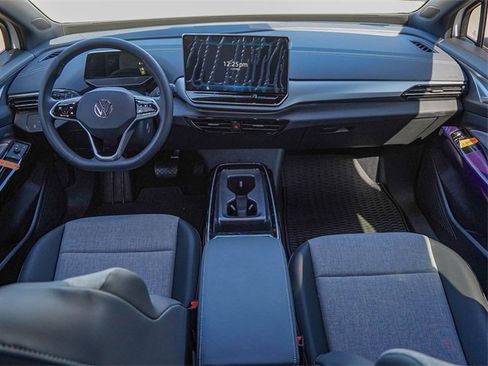 New 2025 Volkswagen ID.4 Pro image 16