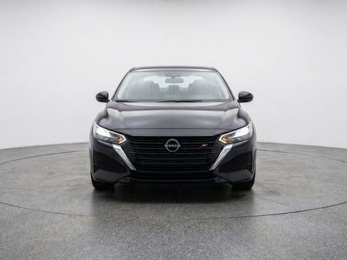 Used 2025 Nissan Sentra S FWD image 2