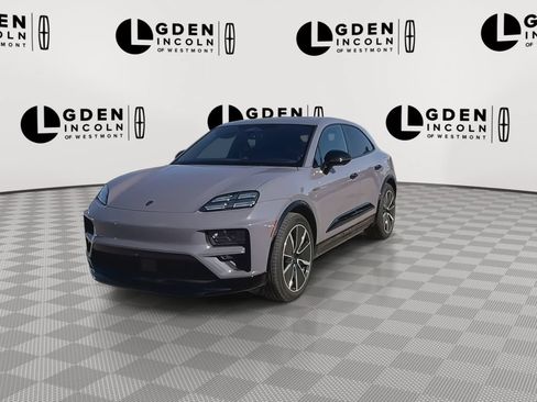 Used 2025 Porsche Macan Turbo Electric AWD/4WD image 4