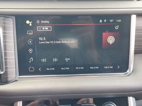 Used 2022 GMC Yukon Denali RWD image 17