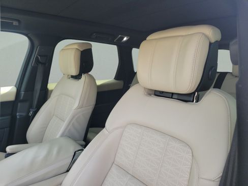 Used 2019 Land Rover Range Rover Sport HSE Dynamic AWD/4WD image 29