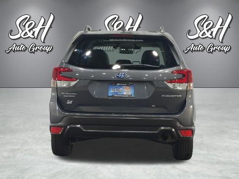 Used 2022 Subaru Forester Premium AWD/4WD image 19