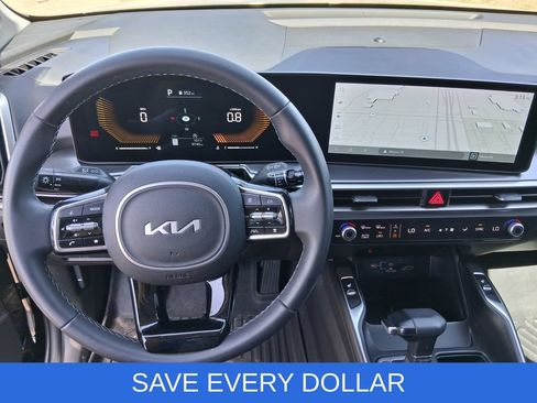 Used 2024 Kia Sorento S w/ Panoramic Sunroof Package FWD image 12