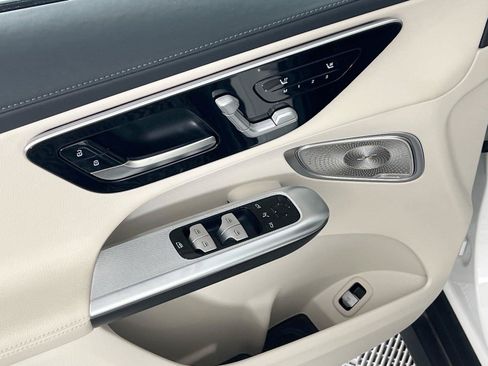 Certified 2023 Mercedes-Benz GLC 300 4MATIC image 19