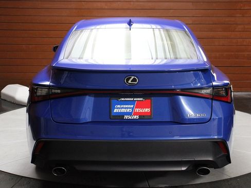 Used 2021 Lexus IS 300 w/ Comfort Package RWD image 12