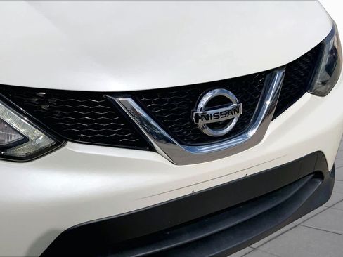 Used 2017 Nissan Rogue Sport SL FWD image 30