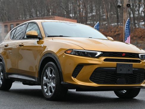 Used 2024 Dodge Hornet R/T image 7