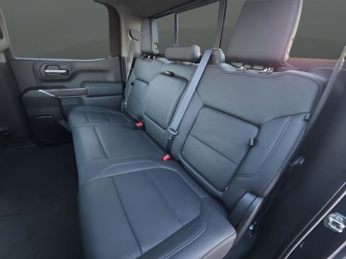 Used 2021 Chevrolet Silverado 1500 LTZ AWD/4WD image 14