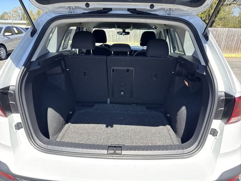 Used 2023 Volkswagen Taos S image 27