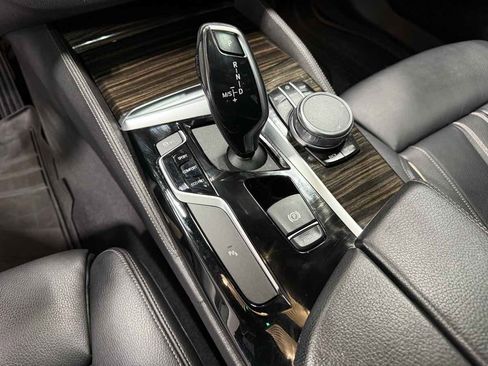 Used 2019 BMW 540i xDrive image 12