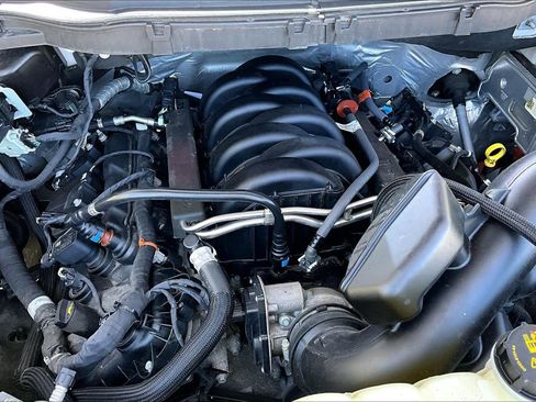 Certified 2021 Ford F150 Lariat w/ Equipment Group 502A High AWD/4WD image 31
