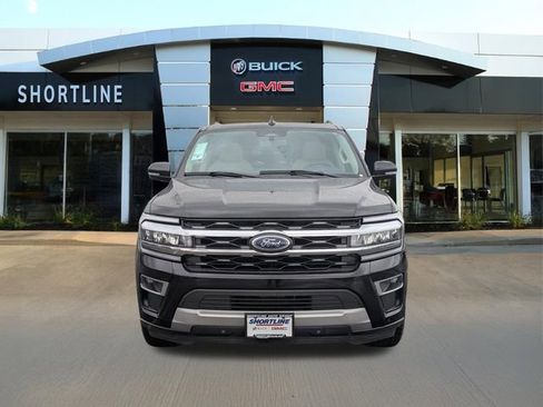 Used 2024 Ford Expedition Limited image 9
