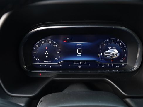 Used 2024 Chevrolet Tahoe LT image 24