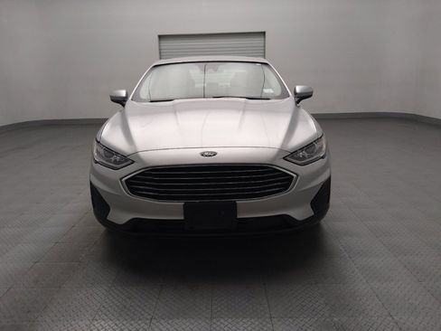 Used 2019 Ford Fusion SE image 15