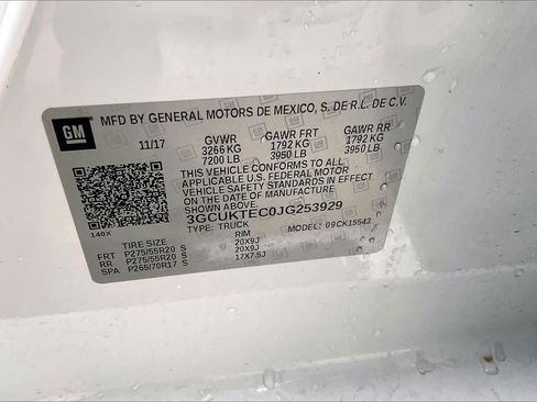 Used 2018 Chevrolet Silverado 1500 High Country image 33