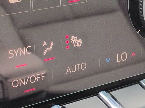 Used 2026 GMC Acadia Elevation w/ Super Cruise Package FWD image 21