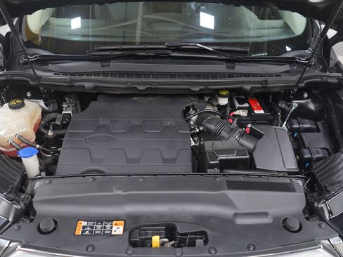 Used 2017 Ford Edge Titanium w/ Equipment Group 301A image 30