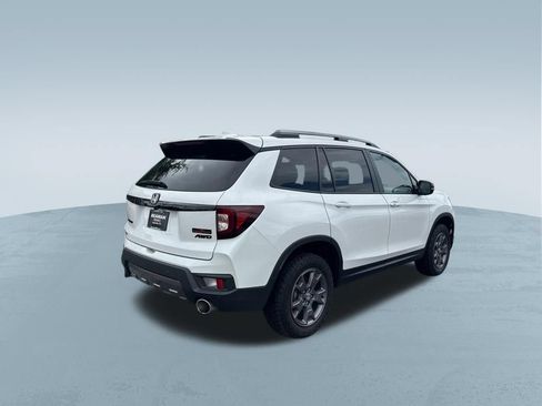 Used 2024 Honda Passport TrailSport image 8