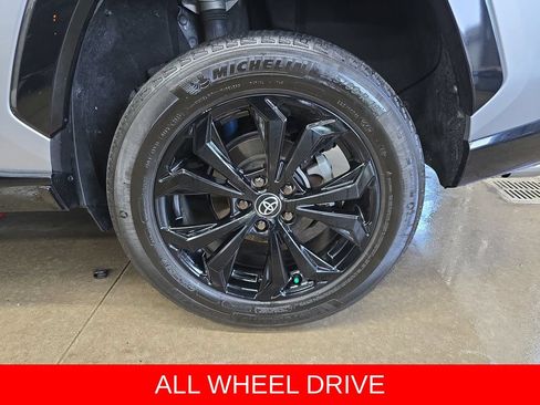 Used 2023 Toyota RAV4 SE w/ Convenience Package AWD/4WD image 34