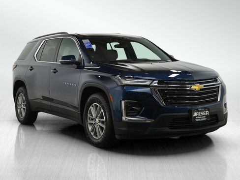 Used 2023 Chevrolet Traverse LT image 7