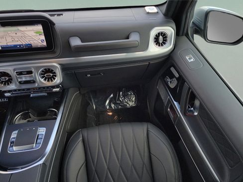 Used 2025 Mercedes-Benz G 63 AMG 4MATIC image 14