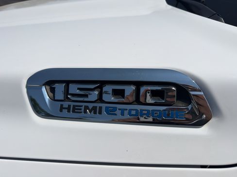 Used 2021 RAM 1500 Big Horn AWD/4WD image 10
