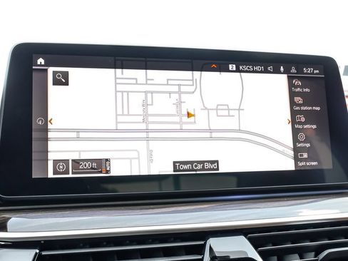 Used 2021 BMW 530i w/ Convenience Package RWD image 18